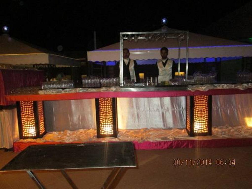 Modi Hotel & Resorts Pinjaur Buitenkant foto